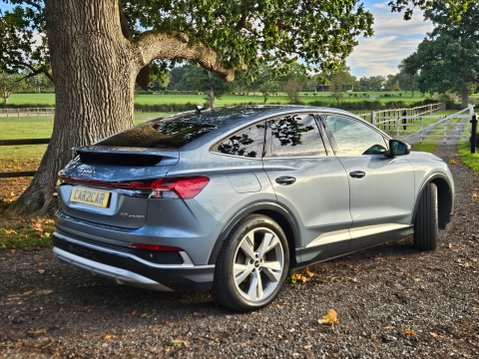 Audi Q4 SPORTBACK S LINE 5