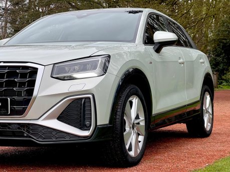 Audi Q2 TFSI S LINE 12