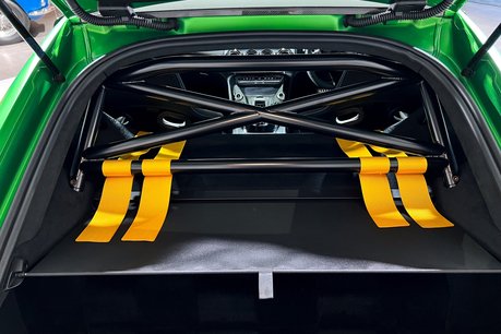 Mercedes-Benz AMG GT R FULL PPF. CARBON FIBRE PACK 1,2 & 3. CARBON ENGINE BAY. AMG TRACK PACK. 48