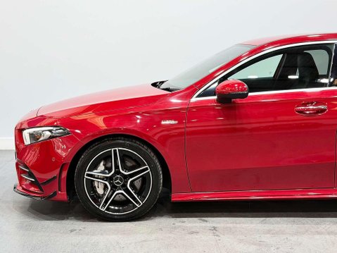 Mercedes-Benz A Class 2.0 A35 AMG (Premium) Hatchback 5dr Petrol SpdS DCT 4MATIC Euro 6 (s/s) (30 17
