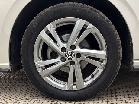 Volkswagen Polo 1.0 Polo R-Line TSi 5dr 9