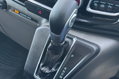 Ford Transit Custom 300 L2 H2 170 ps Limited Automatic - Workshop Van 41