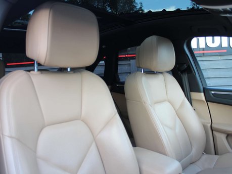 Porsche Macan 2.0T SUV 5dr Petrol PDK 4WD Euro 6 (s/s) (265 ps) 