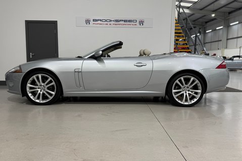 Jaguar XK 4.2 V8 Convertible 8