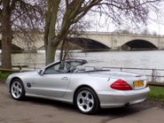 Mercedes-Benz SL Series SL 350 5G-Tronic 2