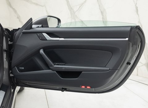 Porsche 911 Targa 4 (992) 38