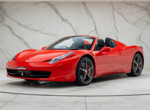 Ferrari 458 SPIDER 1