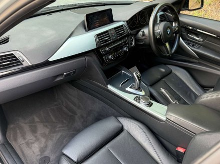 BMW 3 Series 2.0 320d xDrive M Sport Auto 4WD 4dr