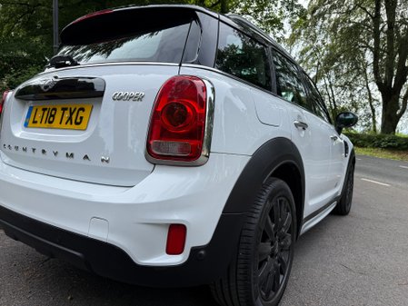 Mini Countryman COOPER 22