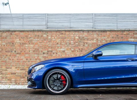 Mercedes-Benz C Class C63 S Coupe 23