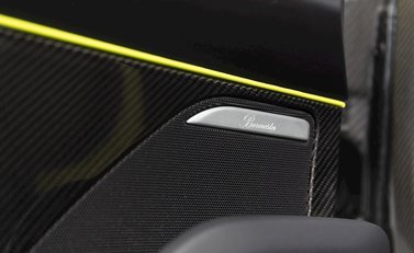 Porsche 918 Spyder 24