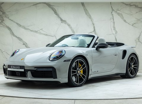 Porsche 911 Turbo S Cabriolet (992) 1