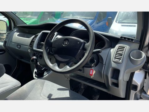 Vauxhall Vivaro 2.0 2900 CDTi Sportive Crew Van FWD L3 5dr 28