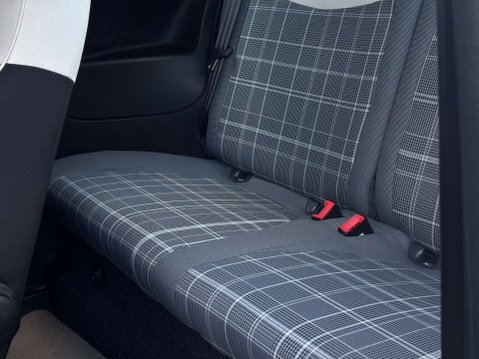 Fiat 500 1.2 500 Lounge 3dr 32