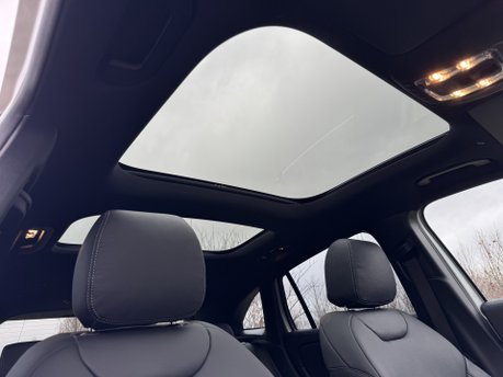 Mercedes-Benz GLA Class GLA 250e Exclusive Edition Premium Plus Petrol Hybrid Auto PANROOF/SAT NAV 15