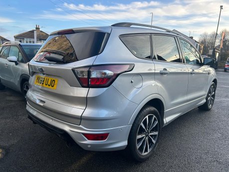 Ford Kuga ST-LINE TDCI 6