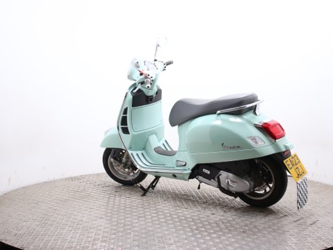 Piaggio Vespa GTS VESPA GTS 125 6