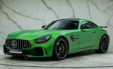 Mercedes-Benz AMG GT R 1
