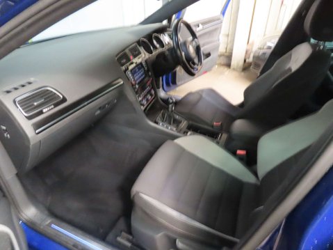 Volkswagen Golf 2.0 Golf R 4WD 5dr 8