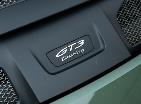 Porsche 911 GT3 TOURING (992) 40