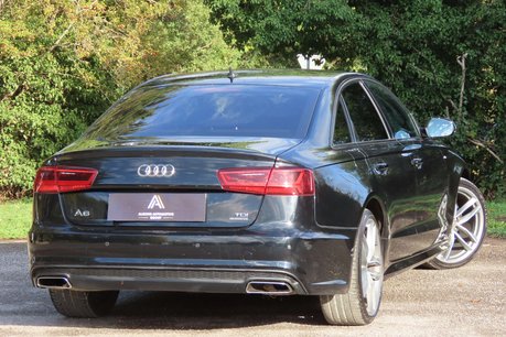 Audi A6 2.0 TDI Black Edition Saloon 4dr Diesel S Tronic quattro Euro 6 (s/s) (190 4