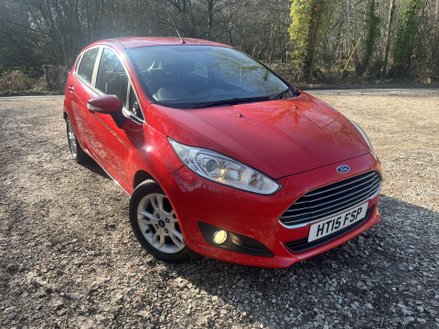 2015 FIESTA ZETEC 1.25 PETROL 5DR 5 SPEED MANUAL. ULEZ COMPLIANT. YEAR 2015 15... photo