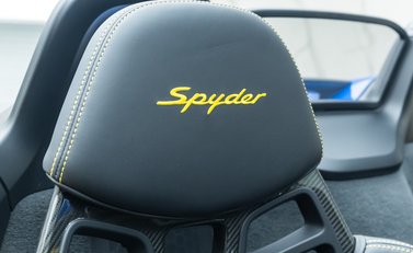 Porsche 718 SPYDER 16