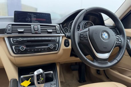 BMW 3 Series 2.0 320d xDrive Luxury Auto 4WD 4dr 19