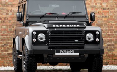 Land Rover Defender 90 Autobiography Edition 1
