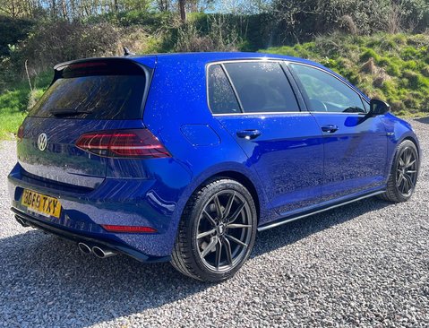 Volkswagen Golf 2.0 Golf R TSi 4Motion Semi-Auto 4WD 5dr 5