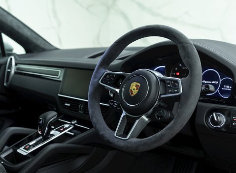 Porsche Cayenne GTS Coupé 9