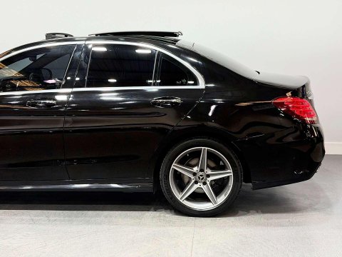 Mercedes-Benz C Class 2.1 C250d AMG Line (Premium Plus) Saloon 4dr Diesel G-Tronic+ Euro 6 (s/s) 16