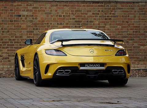Mercedes-Benz SLS AMG Black Series 7