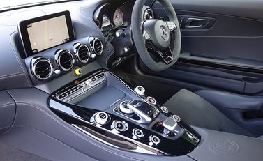 Mercedes-Benz AMG GT R GT R 28