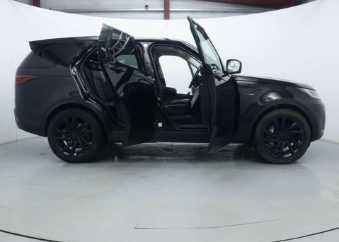 Land Rover Discovery 3.0 Discovery HSE D MHEV Auto 4WD 68