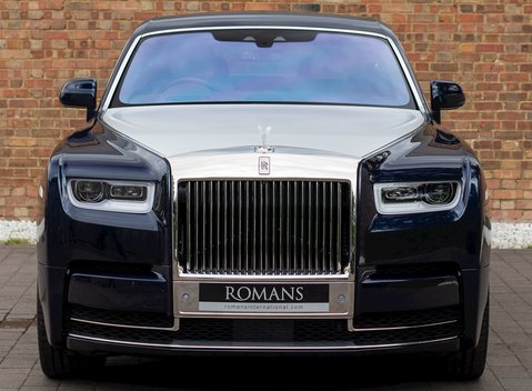 Rolls-Royce Phantom 4