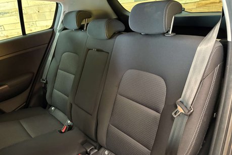 Kia Sportage 1.6 GDi 2 GPF SUV 5dr Petrol Manual Euro 6 (s/s) (130 bhp) 42