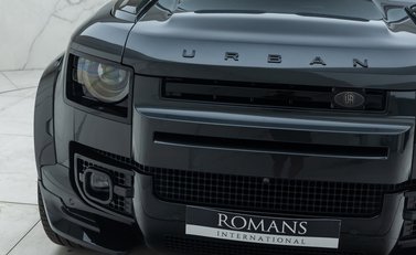 Land Rover Defender 90 V8 P525 URBAN 30