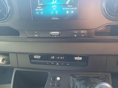 Mercedes-Benz Sprinter 317 CDI PROGRESSIVE 9
