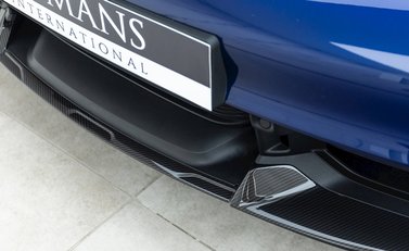 Porsche Taycan Turbo S Cross Turismo 27