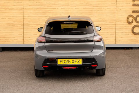 Peugeot 208 PURETECH ALLURE S/S 6