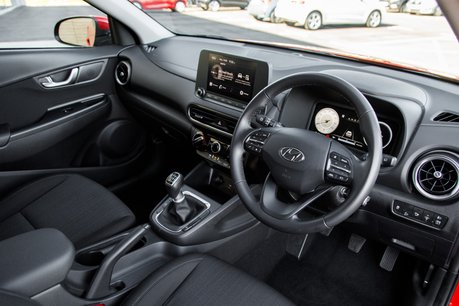 Hyundai KONA T-GDI SE CONNECT MHEV