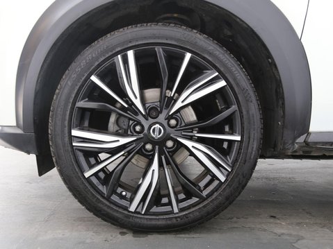 Nissan Juke 1.0 DIG-T Tekna+ Euro 6 (s/s) 5dr 26