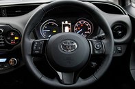 Toyota Yaris VVT-I ICON 22