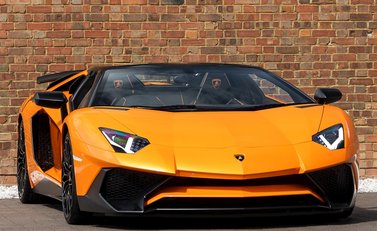 Lamborghini Aventador SV LP 750-4 Roadster 1