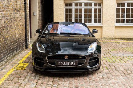 Jaguar F-Type V8 R 5