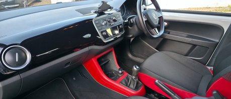 Skoda Citigo MONTE CARLO GREENTECH MPI.. 4 MAIN DEALER SERVICES 1