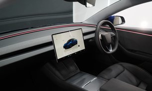 Tesla Model 3 RWD "Highland" c300 Mile Range Vented Seats Adaptive LEDs One Owner VAT Q 19