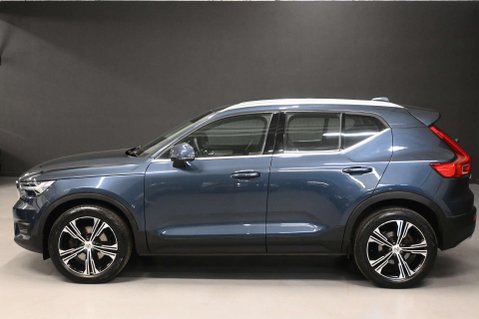 Volvo XC40 2.0 XC40 Inscription Pro B4 MHEV Auto 5dr 13