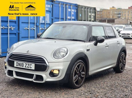 Mini Hatch 1.5 Cooper Hatchback 5dr Petrol Steptronic Euro 6 (s/s) (136 ps) 3